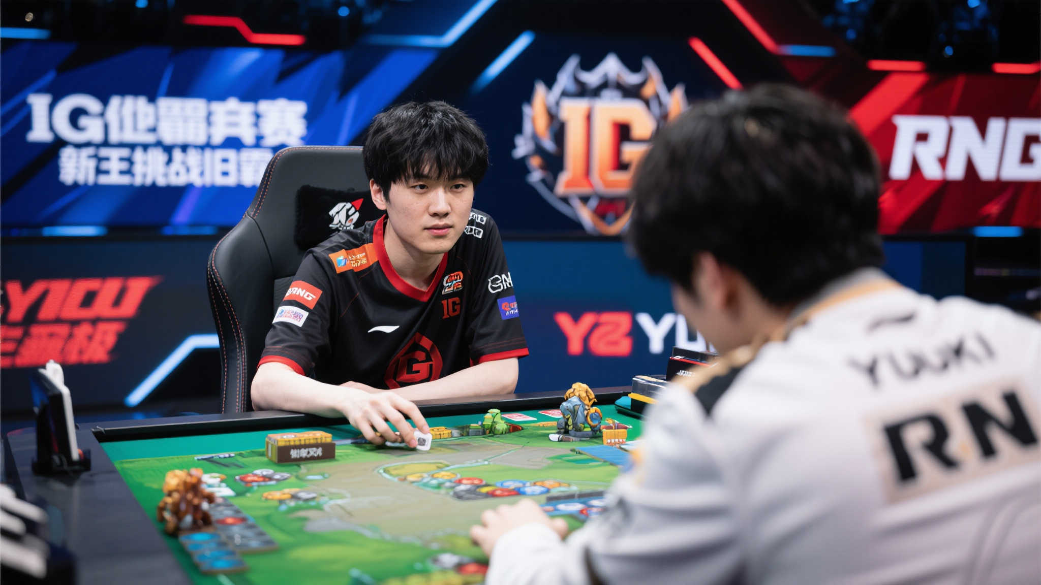 【现场直播】赛段二最佳选手排行榜：Kanavi、小虎、Tarzan领跑前三